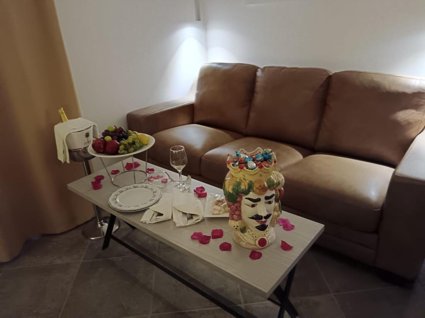 Nastanza D'Arte Hotel Mazara del Vallo Bagian luar foto